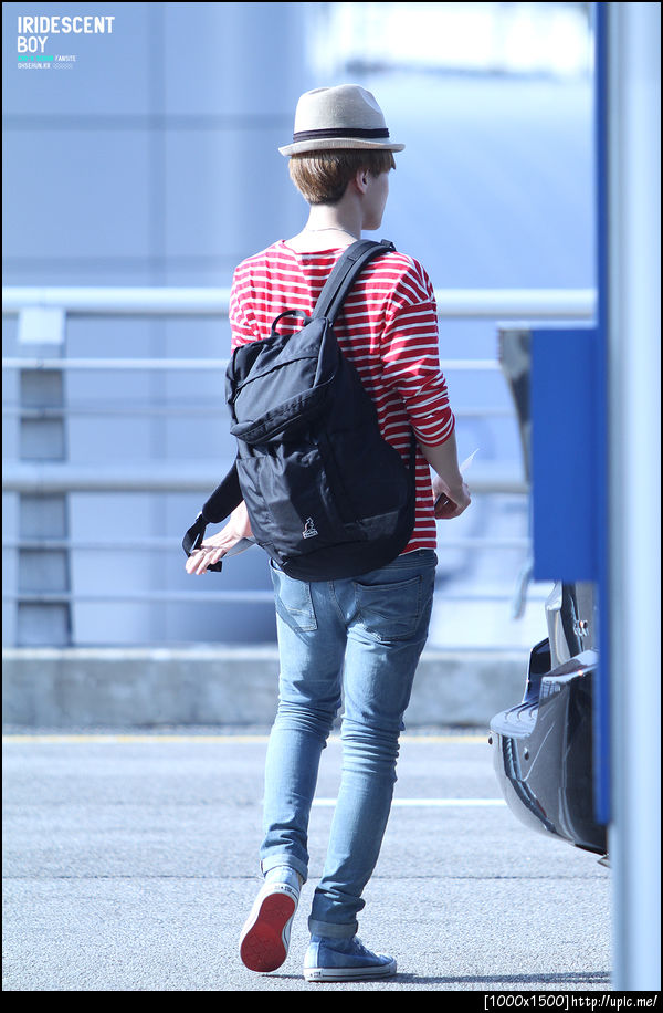 [Pic] 120702 Sehun @ Incheon Airport (go to China) [IRIDESCENT BOY] 6P