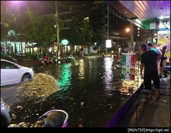 ถนนราชดำเนิน