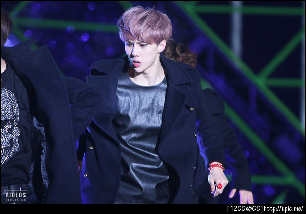 [Pic] 121231 Sehun at  MBC Gayo Daejun [AIOLOS] 54P