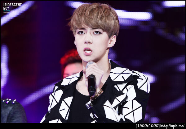 [Pic] 121101 Sehun @ SBS MTV THE SHOW [IRIDESCENT BOY] 14P