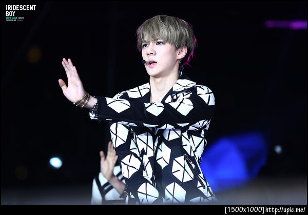 [Pic] 121123 Sehun @ SMT in singapore [IRIDESCENT BOY] 7P