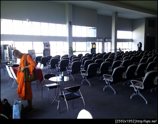 departure gate สนามบินนราธิวาส