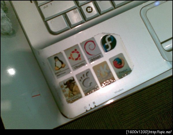 ลินุกซ์ พ่อทุกสถาบัน (เครื่องใครสักคนใน #nlcx)