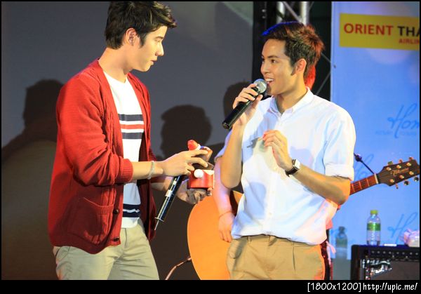 เสียบสดกลางสยาม !