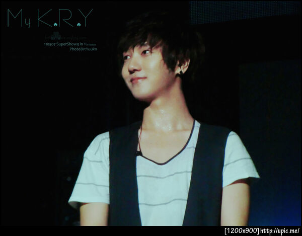 110507 Yesung SSlll in Vietnam cr:mykry.com