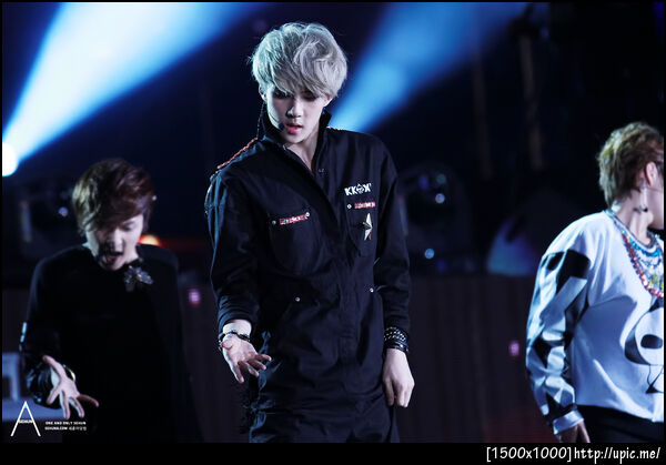 [Pic] 130115 Sehun at Golden Disk Award [SEHUNA] 21P
