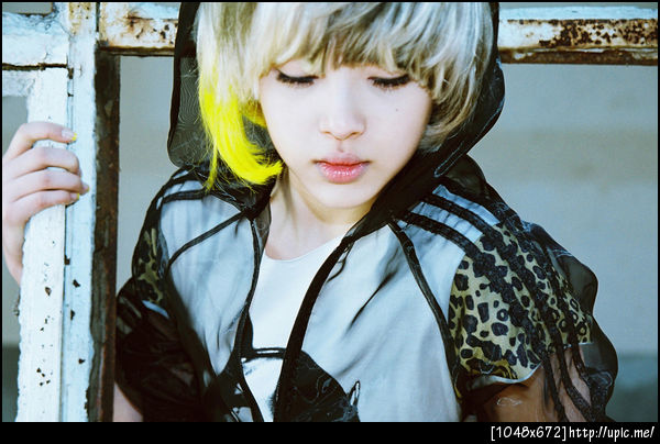 Sulli ลุคใหม่หัวทอง สะบัดบ๊อบบบบบบ