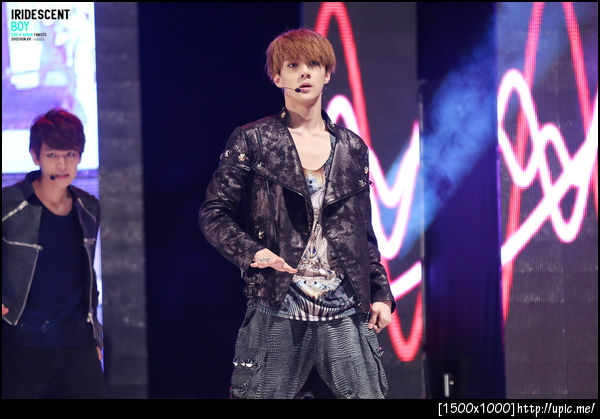 121007 Sehun @ 구리 코스모스축제 [IRIDESCENT BOY] 6P
