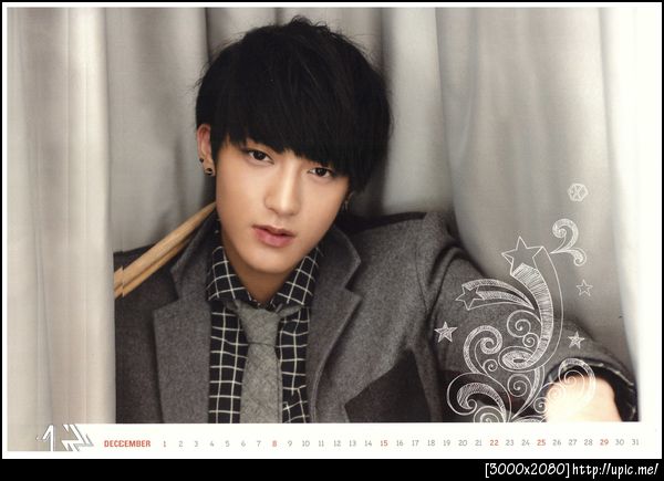 [Pic Scan] EXO 2013 Calendar It's Show Time #Tao [Scaned by : kaibaby0114的分] 29P