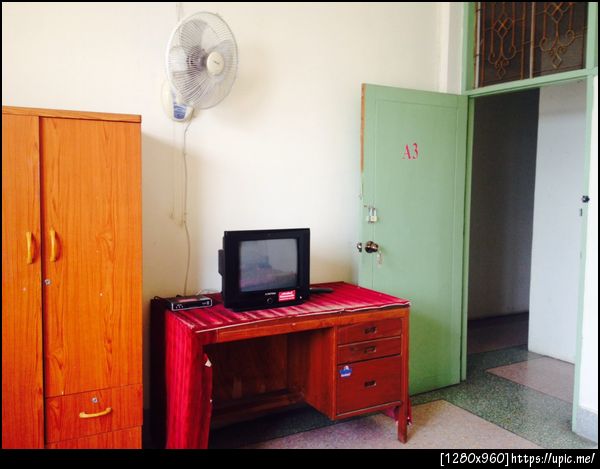 หอพักนิยมศิลป์ขอนแก่น หอหญิง 0815446181 ตั้งอยู่กลางใจเมือง ใกล้ที่เรียนพิเศษ เหมาะกับนักเรียนนักศึกษาคนทำงาน สะดวก ปลอดภัยราคาประหยัด