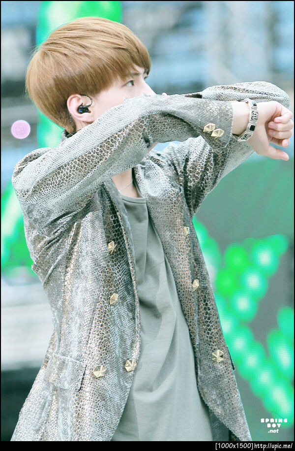 [Pic] 120608 Sehun @ Jeonju Music Bank [SPRING BOY] 6P 