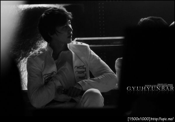  110507 Kyuhyun  SSlll in Vietnam cr:gyuhyunbar