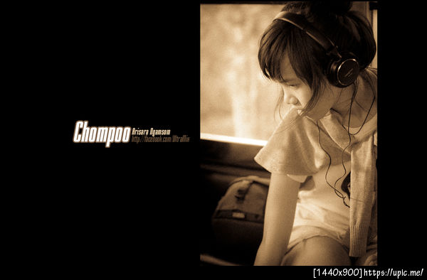 เผื่อใครอยากได้ไปเป็น wallpaper ฮ่า ฮ่า