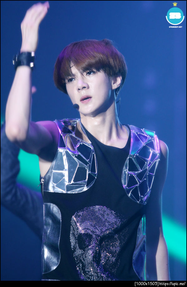[Pic] 120714 Sehun @ NH Nonghyup card fills concert  [SPRING BOY] 5P