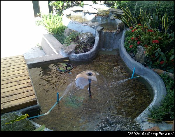psuphuket building 1 fountain