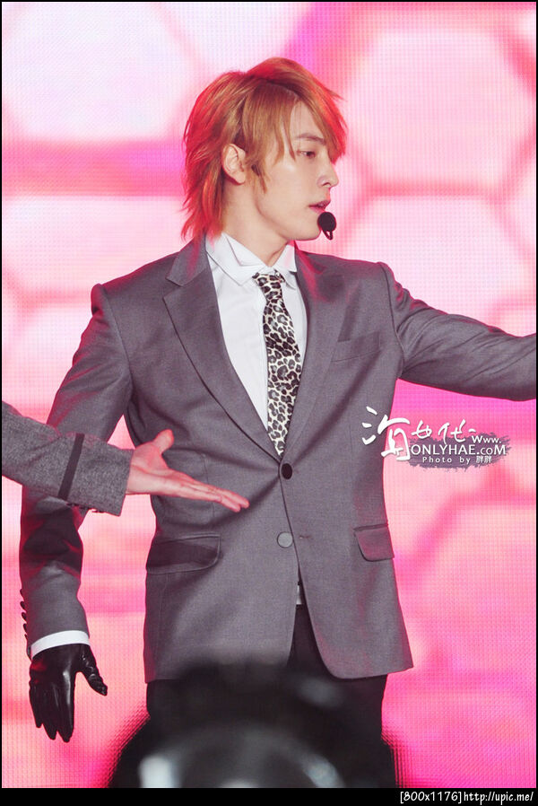 (SJ)Pic 110429 Donghae @ Bitec PDShow 