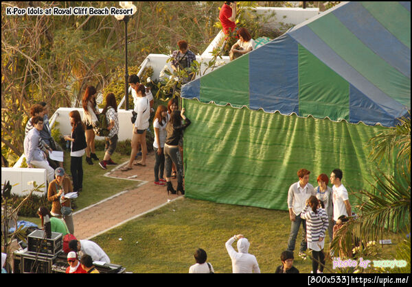 หากันเอาเองใครเป็นใคร (ขำคนตรงเต๊นท์)