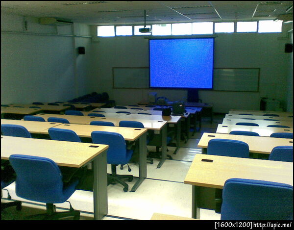 ... @npop is alone (the class was end)
