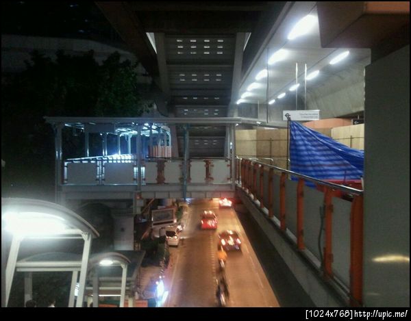 ใกล้เปิดแล้ว ทางเชื่อมอีกด้าน