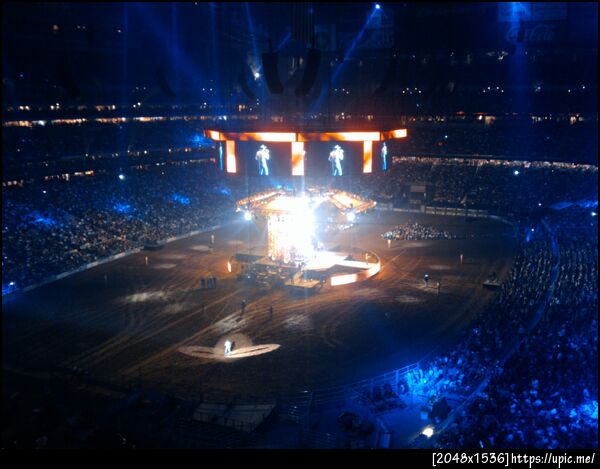 Set this circus down...at the rodeo