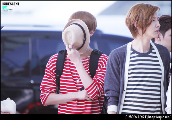 [Pic] 120702 Sehun @ Incheon Airport (go to China) [IRIDESCENT BOY] 6P