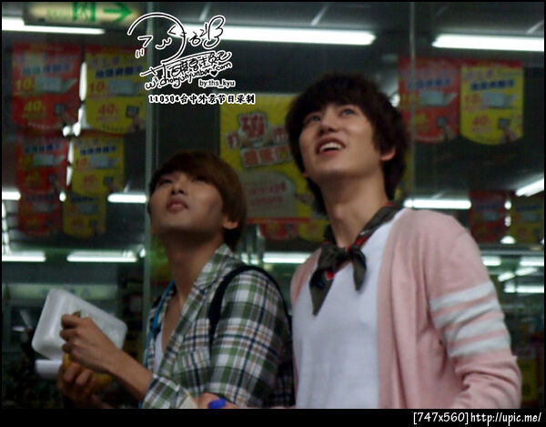 110504 Kyuwook recording @Taichung 