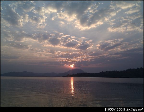 รูปนี้เราถ่ายไว้ตอนไหนวะเนี่ย