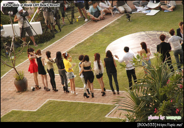 ฮาราปลอบโอ๋ๆไม่เจ็บนะจ้ะ