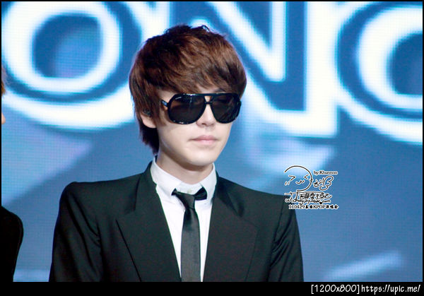 SJ)Pic 110429 Kyuhyun @Bitec PDShow