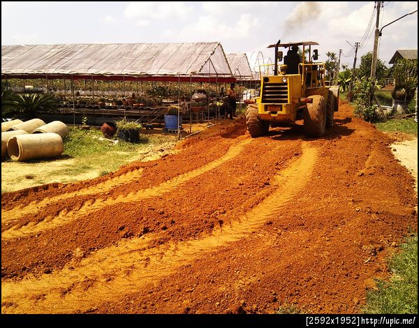 มาแล้ววว รถเกลี่ยดิน