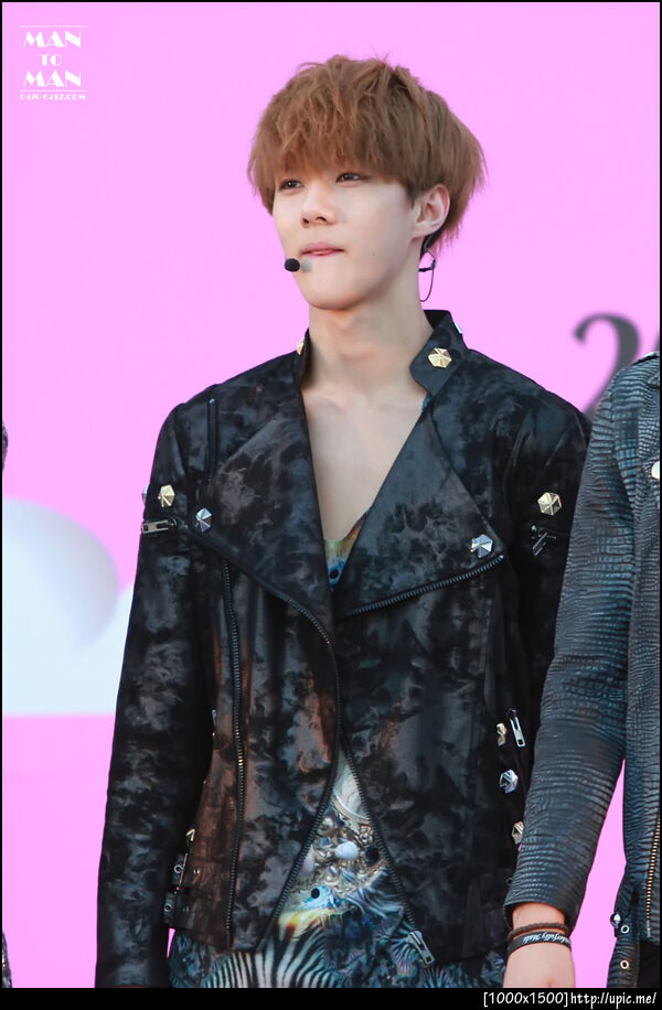 [Pic] 121007 Sehun - Nanum Grand Festival [Man to Man] 8P